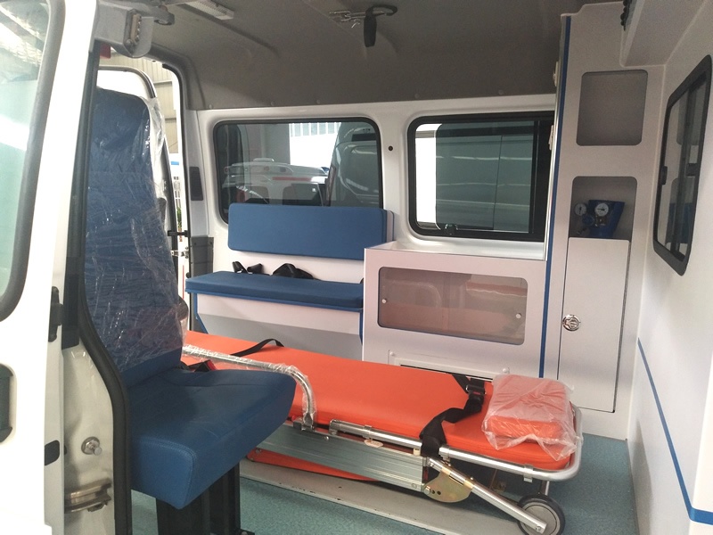 怎样才能使担架更加安全方便(图1) 救护车